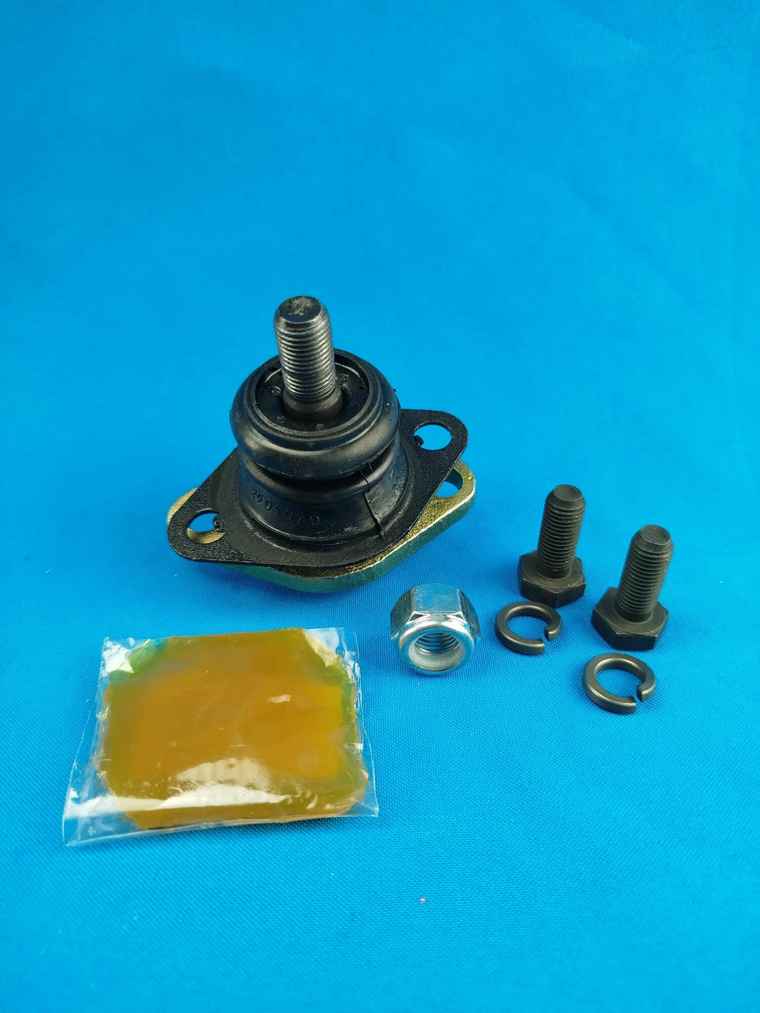 Шаровая опора Ваз 2108-15 усиленная со смазкой с пыльником БРМ UAD